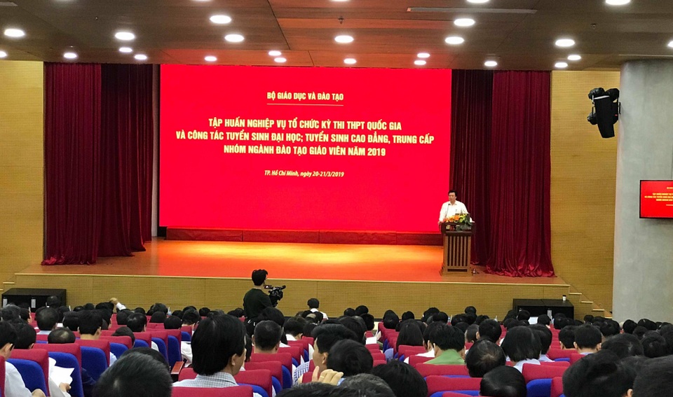 hội nghị tập huấn thi thpt quốc gia 2019 tại tphcm.jpg hội nghị tập huấn thi thpt quốc gia 2019 tại tphcm.jpg