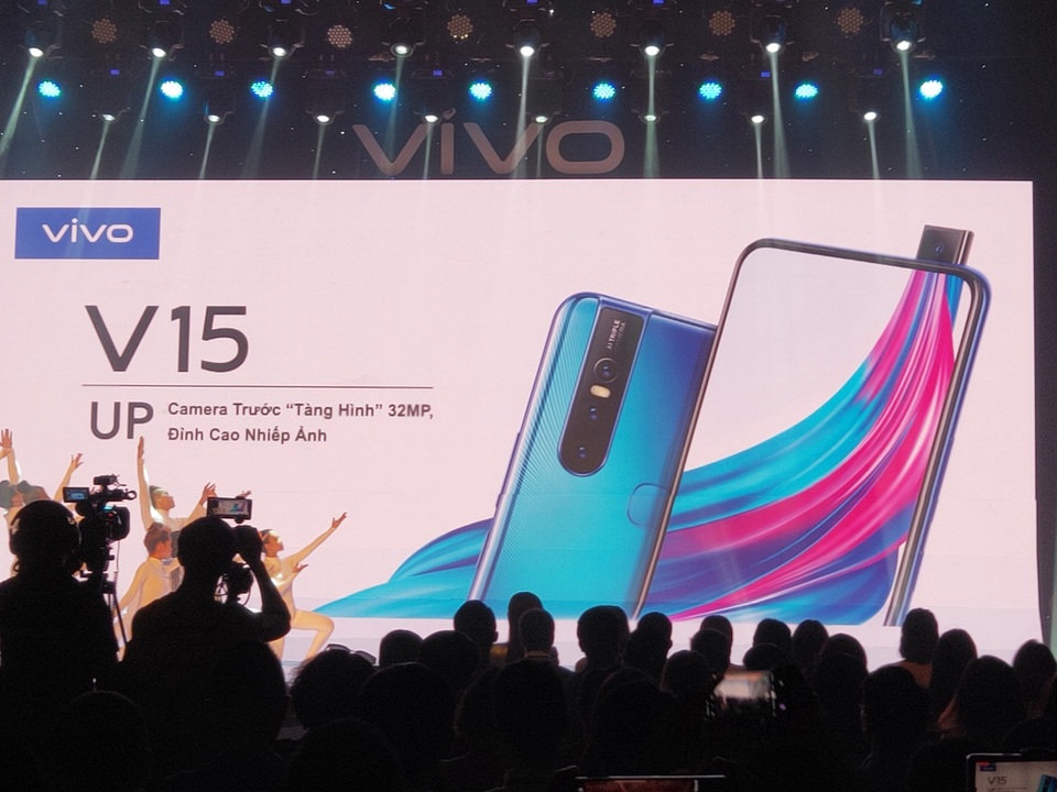 Ra mắt Vivo V15, camera tàng hình, giá 7,9 triệu đồng - 1 Ra mắt Vivo V15, camera tàng hình, giá 7,9 triệu đồng - 1