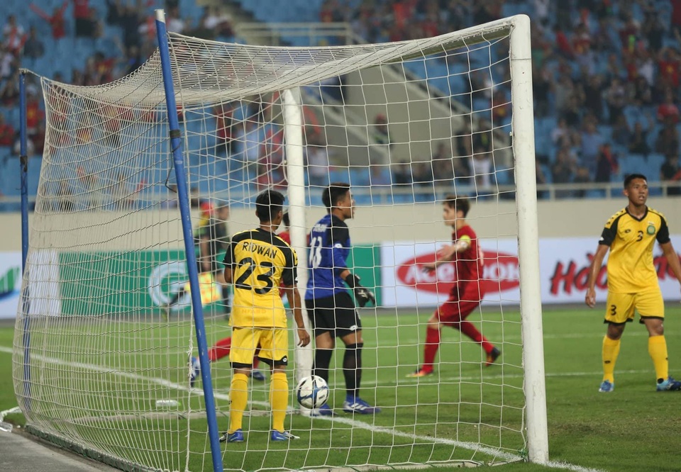 U23 Việt Nam 6-0 U23 Brunei: Chiến thắng áp đảo - 22
