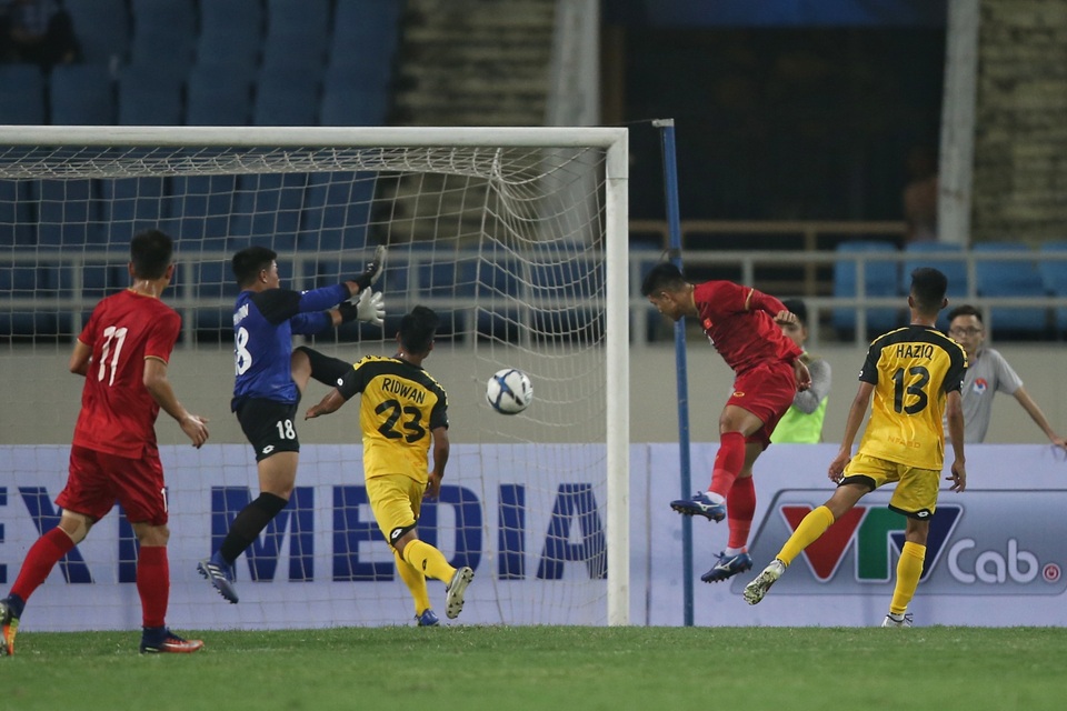 U23 Việt Nam 6-0 U23 Brunei: Chiến thắng áp đảo - 24