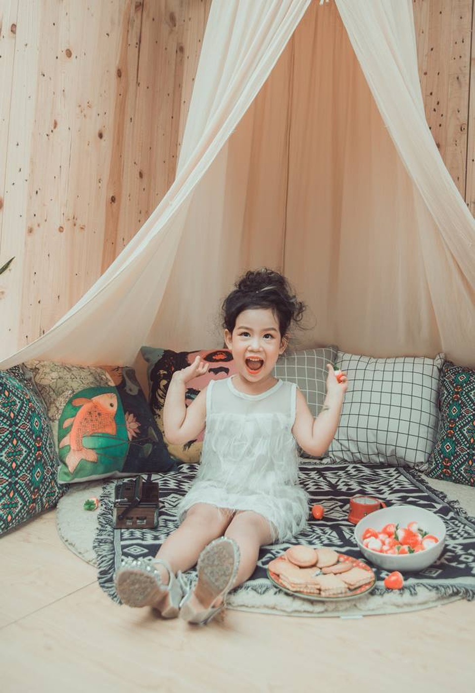 Mẫu nhí 4 tuổi với vẻ đẹp thiên thần - 2 Mẫu nhí 4 tuổi với vẻ đẹp thiên thần - 2