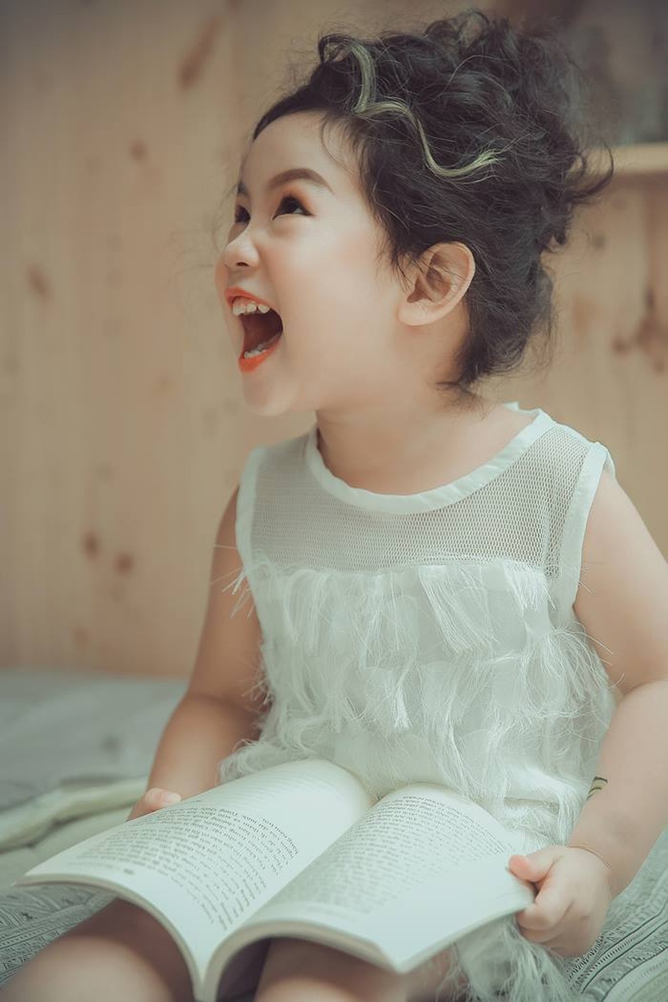 Mẫu nhí 4 tuổi gây thương nhớ với vẻ đẹp thiên thần.docx.jpeg Mẫu nhí 4 tuổi gây thương nhớ với vẻ đẹp thiên thần.docx.jpeg