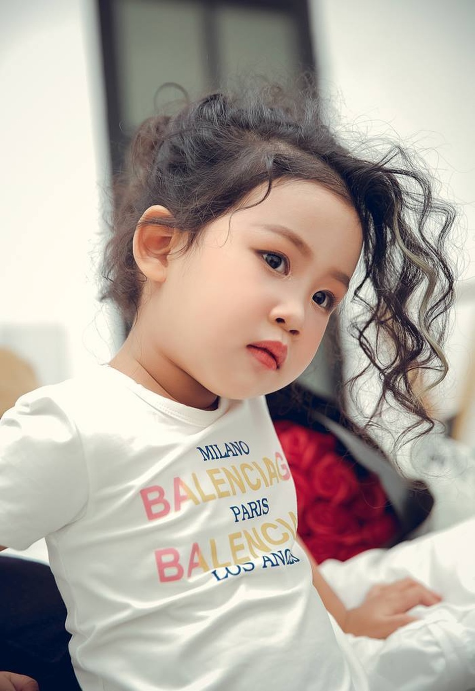 Mẫu nhí 4 tuổi gây thương nhớ với vẻ đẹp thiên thần.docx.jpeg Mẫu nhí 4 tuổi gây thương nhớ với vẻ đẹp thiên thần.docx.jpeg