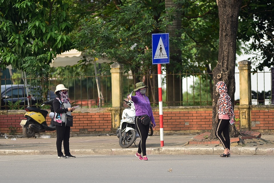 Mở đầu giải đấu U23 châu Á, phe vé “bỗng dưng muốn khóc” - 10 Mở đầu giải đấu U23 châu Á, phe vé “bỗng dưng muốn khóc” - 10