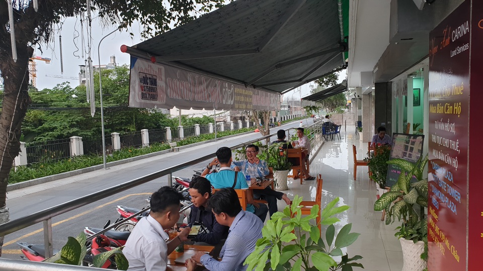1 năm sau vụ cháy %22kinh hoàng%22, cuộc sống ở Carina đã hồi sinh 1 năm sau vụ cháy %22kinh hoàng%22, cuộc sống ở Carina đã hồi sinh
