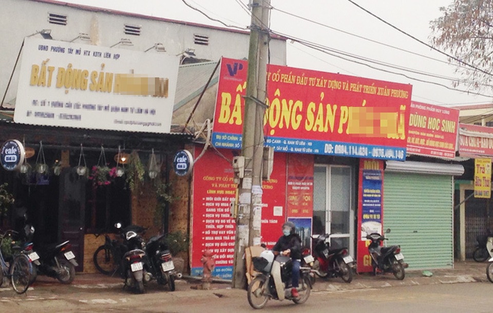 Cơn náo loạn bên đại lộ Thăng Long: Những kẻ liều mạng ôm bom - 2 Cơn náo loạn bên đại lộ Thăng Long: Những kẻ liều mạng ôm bom - 2