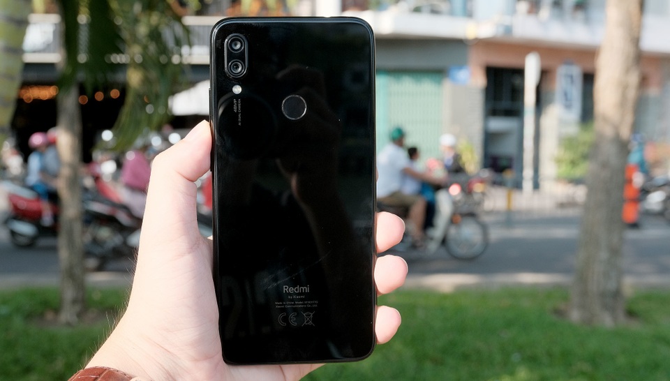 Trên tay Redmi Note 7 cấu hình mạnh giá dưới 6 triệu đồng - 6