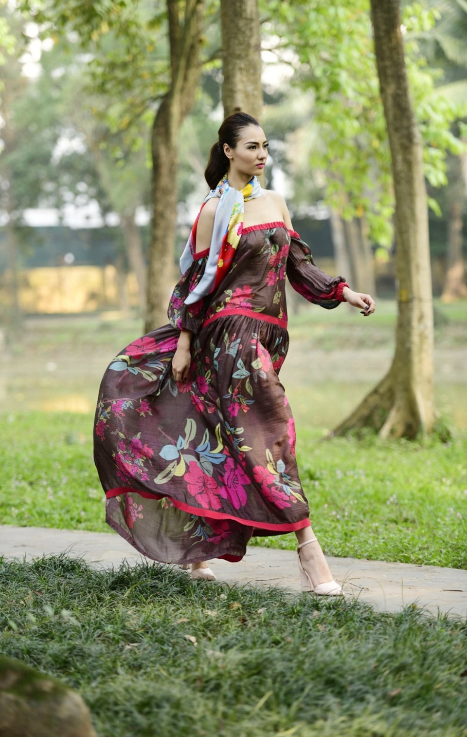 Phuong Thanh 4.jpg Phuong Thanh 4.jpg