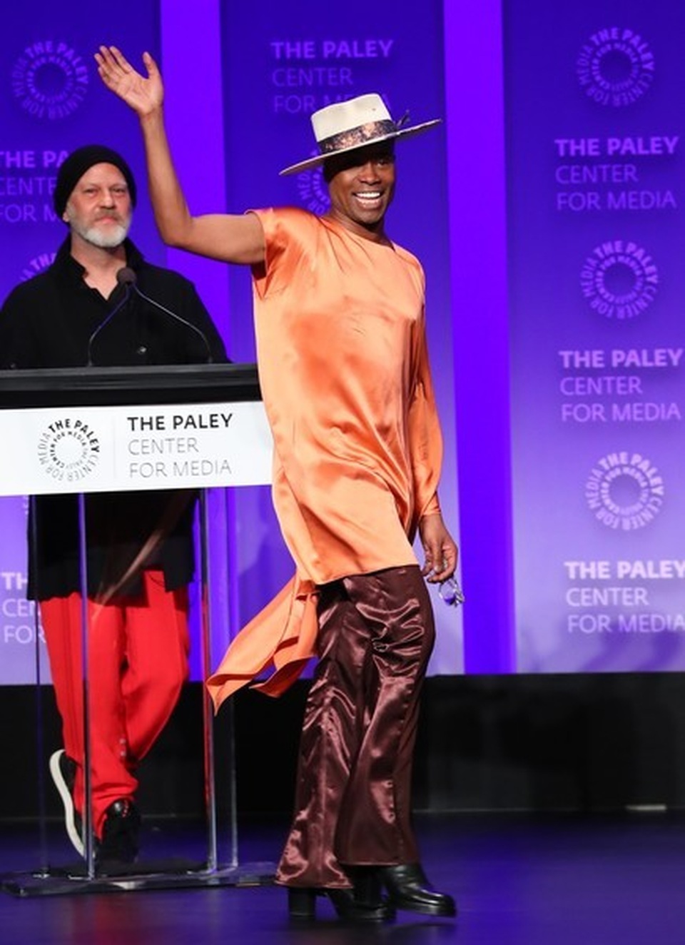 Billy Porter gây chú ý với trang phục nữ tính - 5