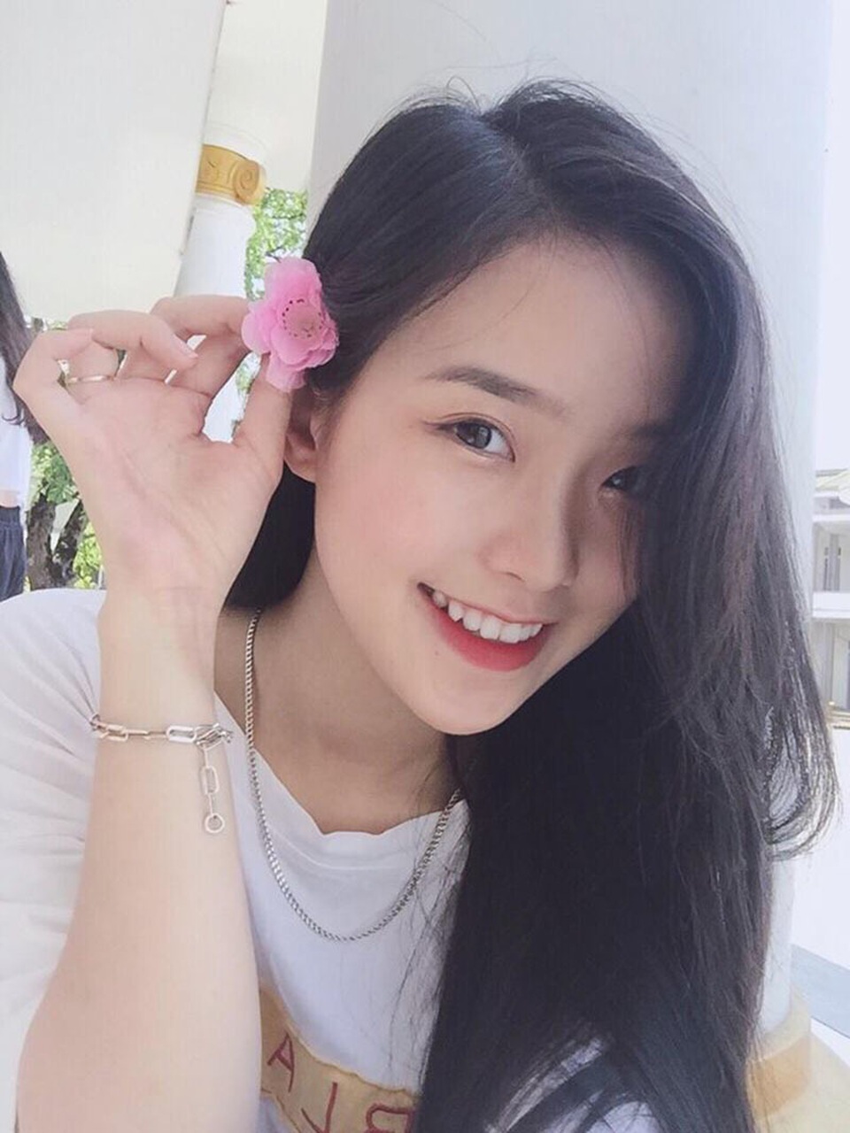 Hoa khôi 10X Hà Tĩnh: “Con gái hiện đại nếu chỉ đẹp thì chưa đủ” - 1 Hoa khôi 10X Hà Tĩnh: “Con gái hiện đại nếu chỉ đẹp thì chưa đủ” - 1