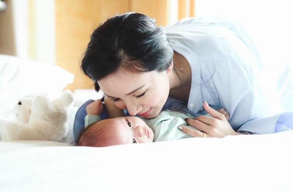 Chân dung ái nữ tỉ phú Singapore xinh đẹp, được ví như yêu nữ hàng hiệu - 8 Chân dung ái nữ tỉ phú Singapore xinh đẹp, được ví như yêu nữ hàng hiệu - 8