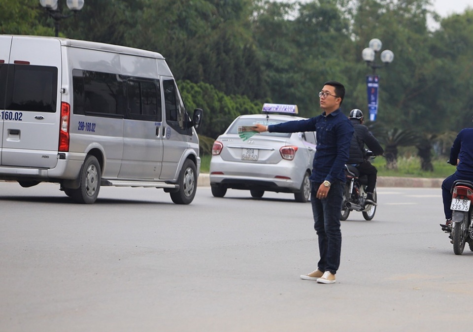 Chợ vé ảm đạm trước trận Việt Nam gặp Indonesia - 5