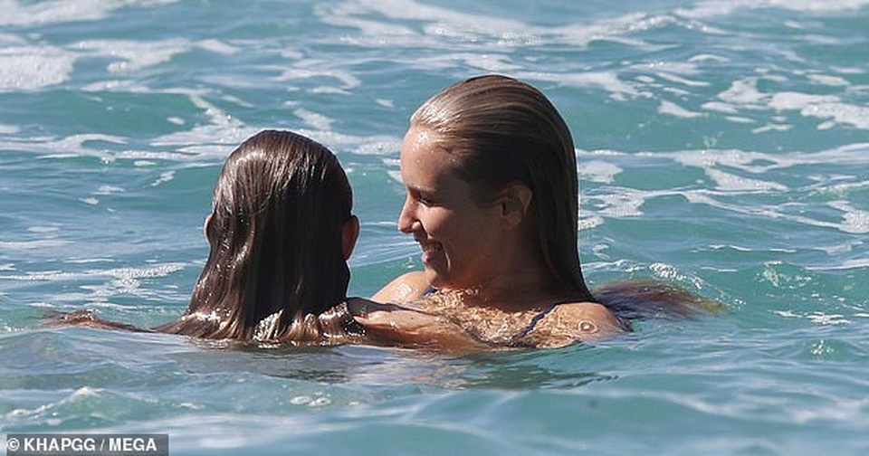 Sailor Brinkley-Cook gợi cảm đi nghỉ cùng bạn trai - 6 Sailor Brinkley-Cook gợi cảm đi nghỉ cùng bạn trai - 6