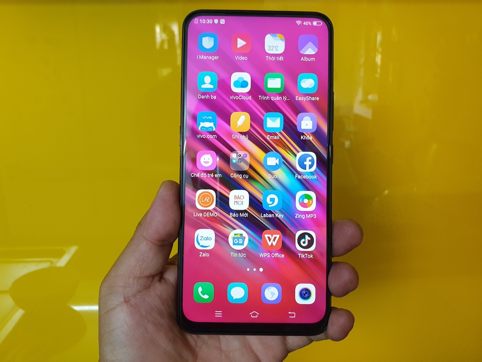 Đập hộp Vivo V15 camera thụt thò giá 8 triệu đồng - 4 Đập hộp Vivo V15 camera thụt thò giá 8 triệu đồng - 4