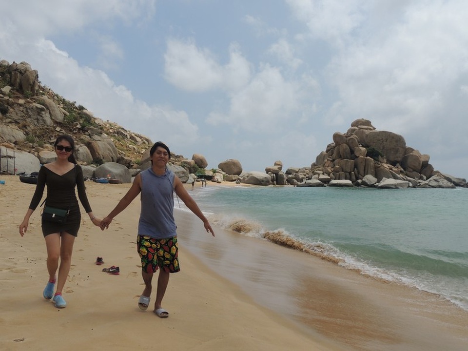 Bãi Tràng đang hút khách nhờ vẻ đẹp hoang sơ - 9 Bãi Tràng đang hút khách nhờ vẻ đẹp hoang sơ - 9