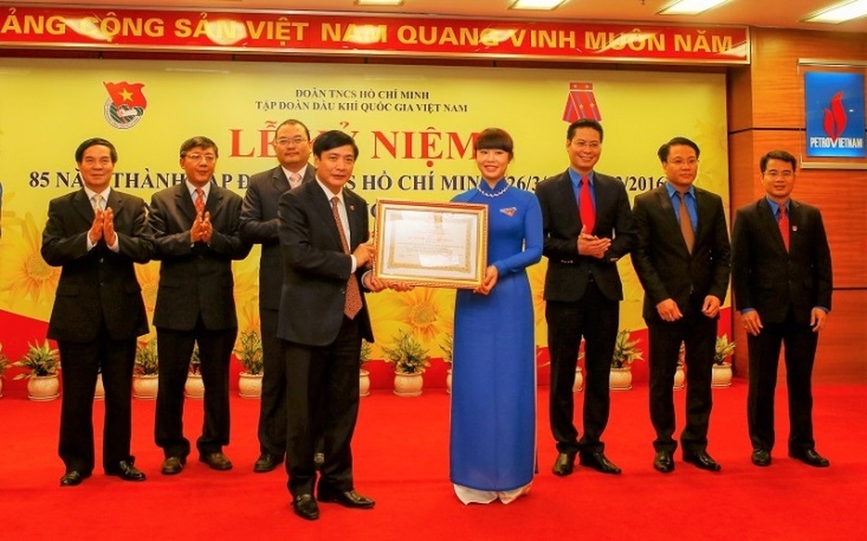 Đoàn thanh niên PVN khẳng định quyết tâm thực hiện thêm nhiều công trình, phần việc thanh niên thiết thực - 1 Đoàn thanh niên PVN khẳng định quyết tâm thực hiện thêm nhiều công trình, phần việc thanh niên thiết thực - 1