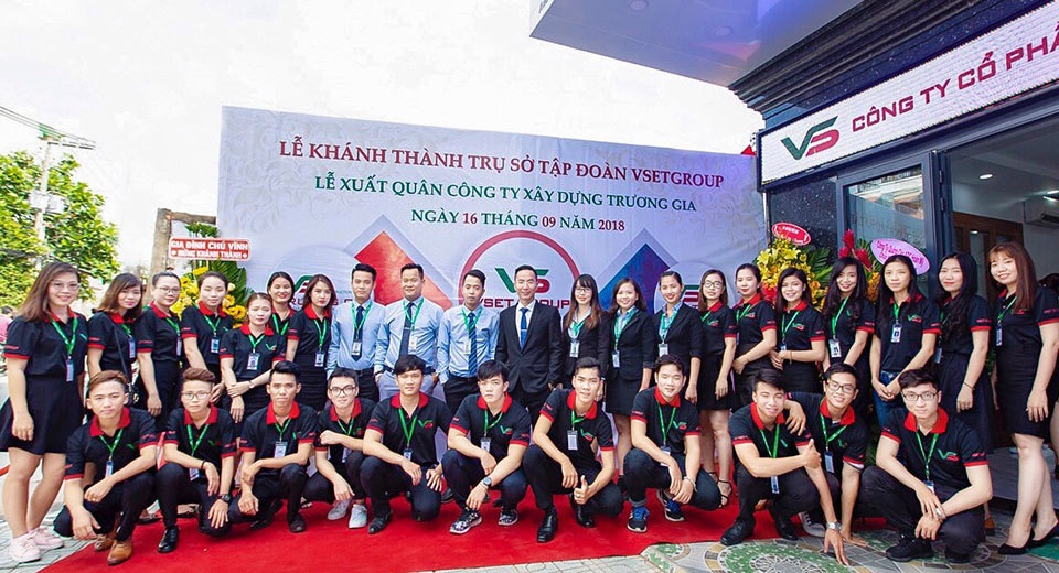 VsetGroup 5 năm 1 chặng đường vẫn đang sải bước dài - 1