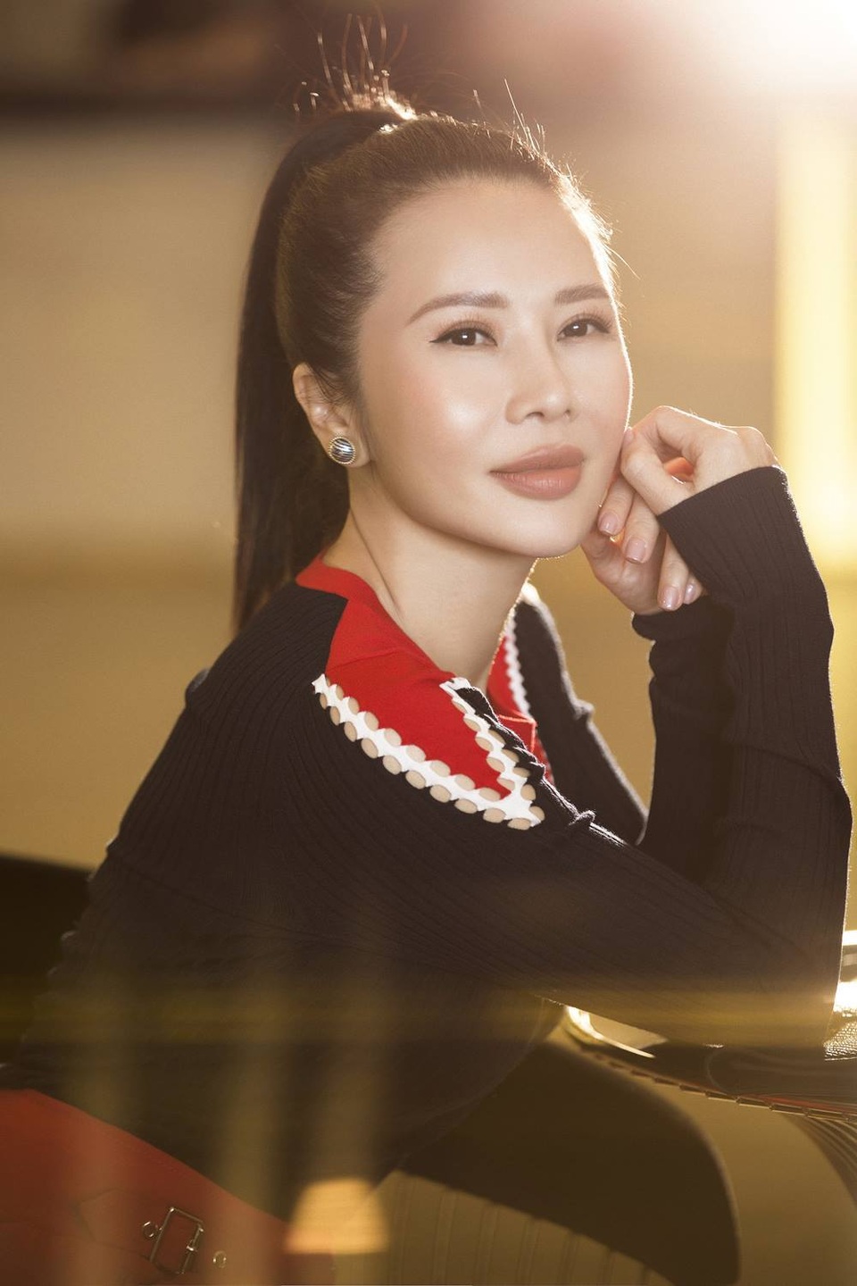 Hoa khôi doanh nhân Lan Phương thanh lịch trong bộ ảnh thời trang - 8