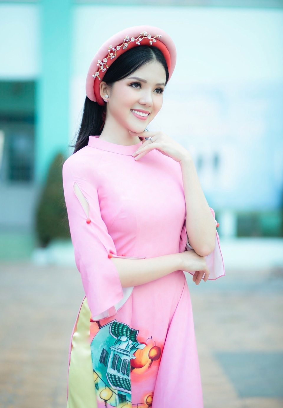Hoa khôi Thúy Vi rạng rỡ làm giám khảo sinh viên thanh lịch ĐH Tây Đô - 10 Hoa khôi Thúy Vi rạng rỡ làm giám khảo sinh viên thanh lịch ĐH Tây Đô - 10