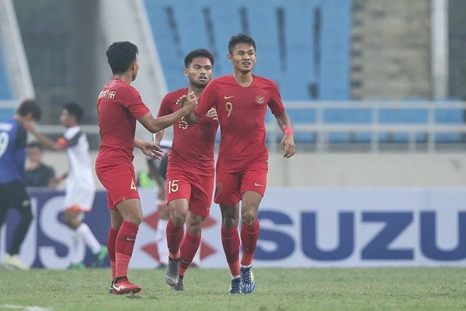 Bị đuổi 1 người, U23 Indonesia giành 3 điểm hú vía trước U23 Brunei - 1 Bị đuổi 1 người, U23 Indonesia giành 3 điểm hú vía trước U23 Brunei - 1