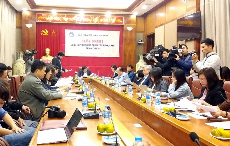 Tới tháng 3/2019: Nợ BHXH lên tới 6.654 tỷ đồng - 1 Tới tháng 3/2019: Nợ BHXH lên tới 6.654 tỷ đồng - 1