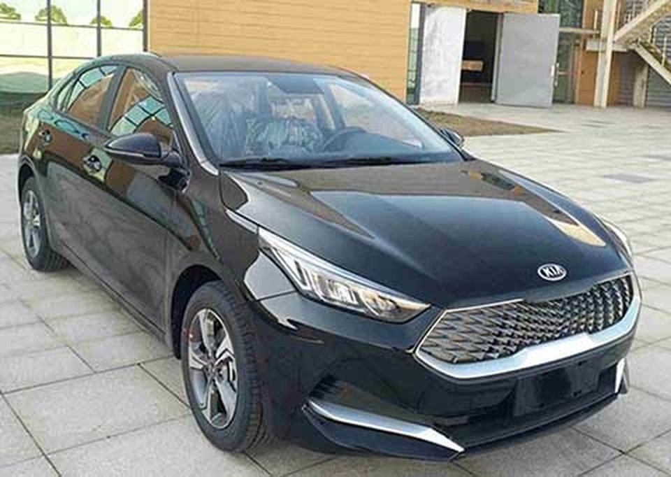 Kia K3 mới có lưới tản nhiệt phong cách Maserati - 2 Kia K3 mới có lưới tản nhiệt phong cách Maserati - 2