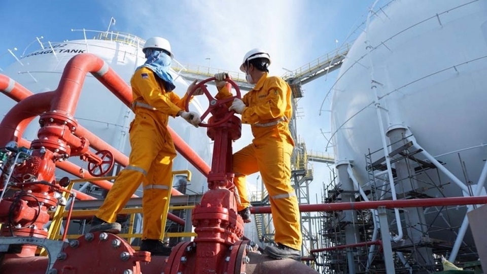 pv gas.jpg pv gas.jpg