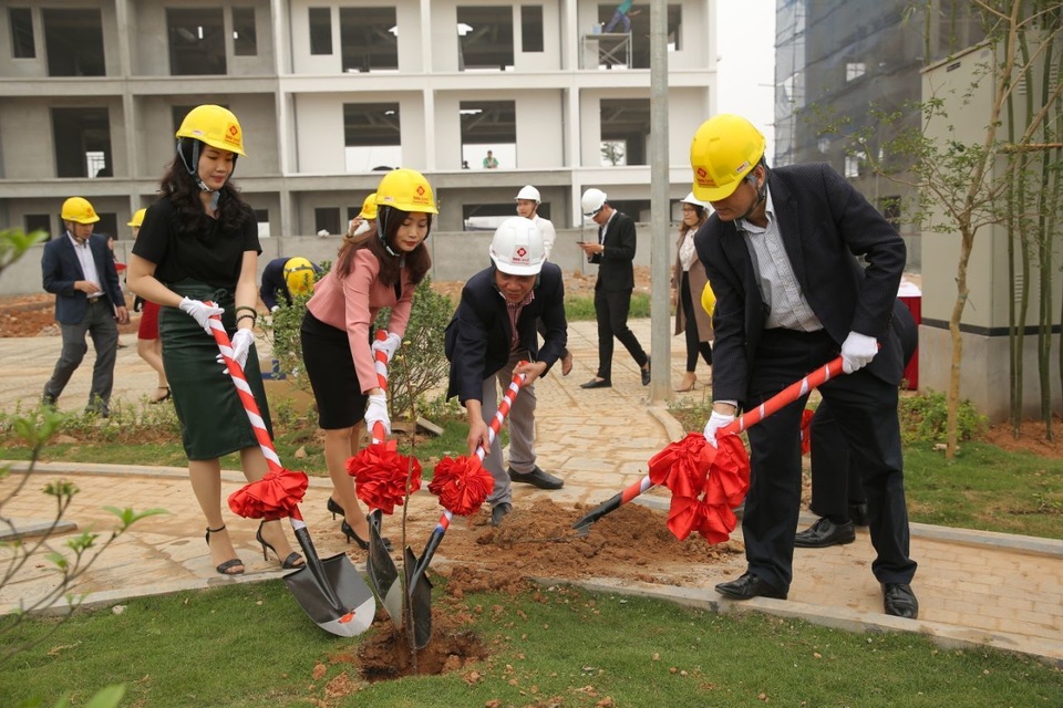 Khởi trồng con đường hoa anh đào đầu tiên tại Phúc Yên - 3 Khởi trồng con đường hoa anh đào đầu tiên tại Phúc Yên - 3