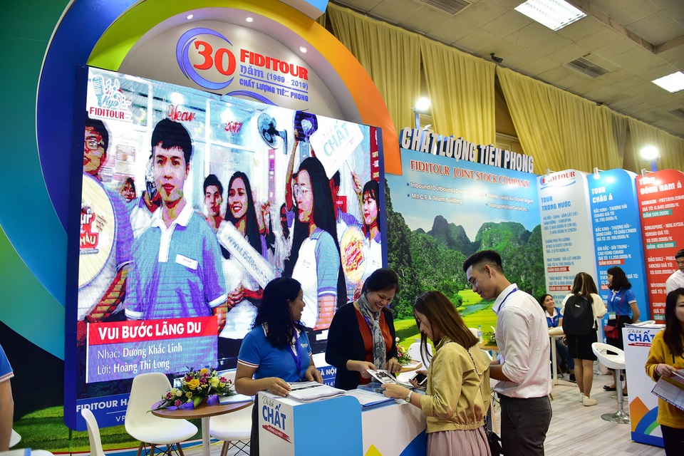 Hội chợ du lịch VITM: 29 nghìn tour đã bán, đạt doanh thu “kỷ lục” - 3 Hội chợ du lịch VITM: 29 nghìn tour đã bán, đạt doanh thu “kỷ lục” - 3