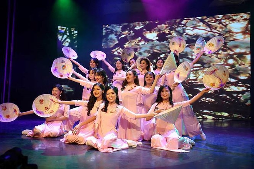 Trần Diệu Anh trở thành Đại sứ thứ nhất - Đại sứ thiện chí Hoa Anh Đào 2019 - 6 Trần Diệu Anh trở thành Đại sứ thứ nhất - Đại sứ thiện chí Hoa Anh Đào 2019 - 6