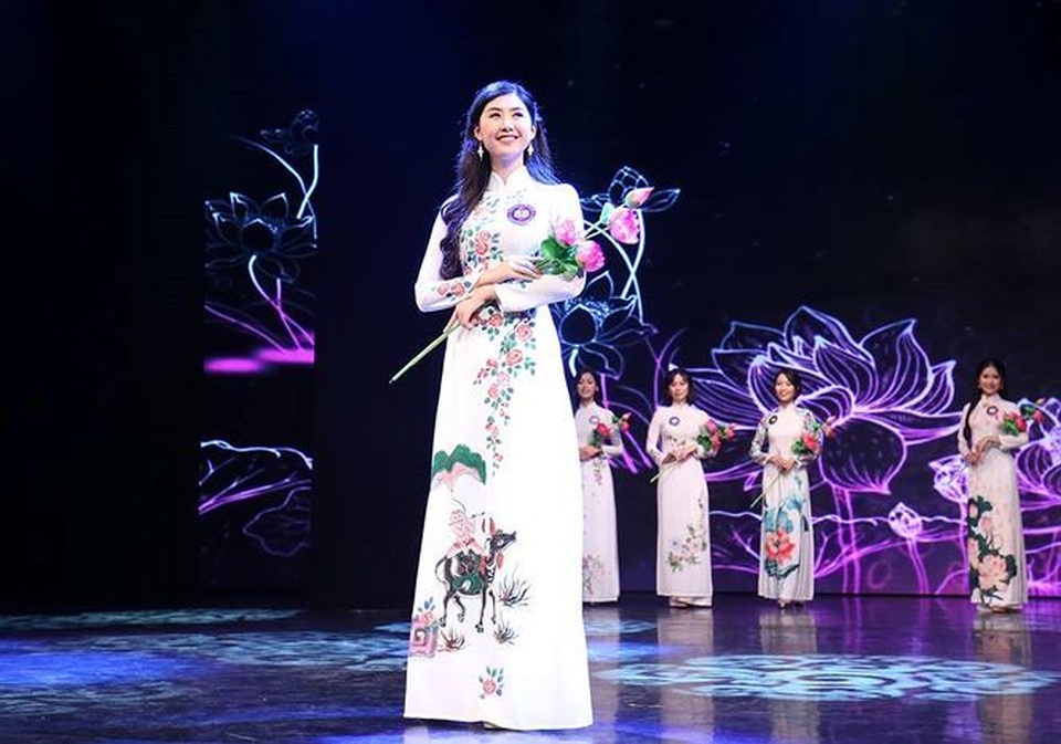 Trần Diệu Anh trở thành Đại sứ thứ nhất - Đại sứ thiện chí Hoa Anh Đào 2019 - 8 Trần Diệu Anh trở thành Đại sứ thứ nhất - Đại sứ thiện chí Hoa Anh Đào 2019 - 8