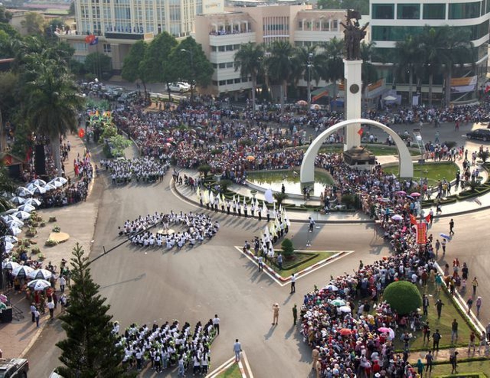 Phát triển TP. Buôn Ma Thuột thành đô thị trung tâm vùng Tây Nguyên - 1 Phát triển TP. Buôn Ma Thuột thành đô thị trung tâm vùng Tây Nguyên - 1