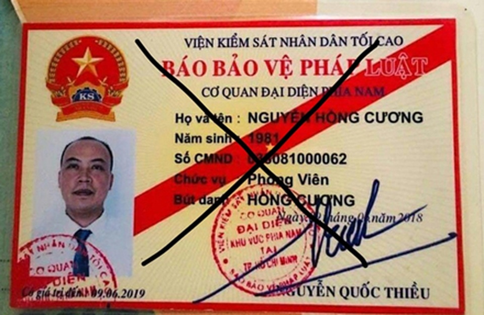 Giả danh phóng viên hù doạ doanh nghiệp và cảnh sát giao thông? - 1 Giả danh phóng viên hù doạ doanh nghiệp và cảnh sát giao thông? - 1
