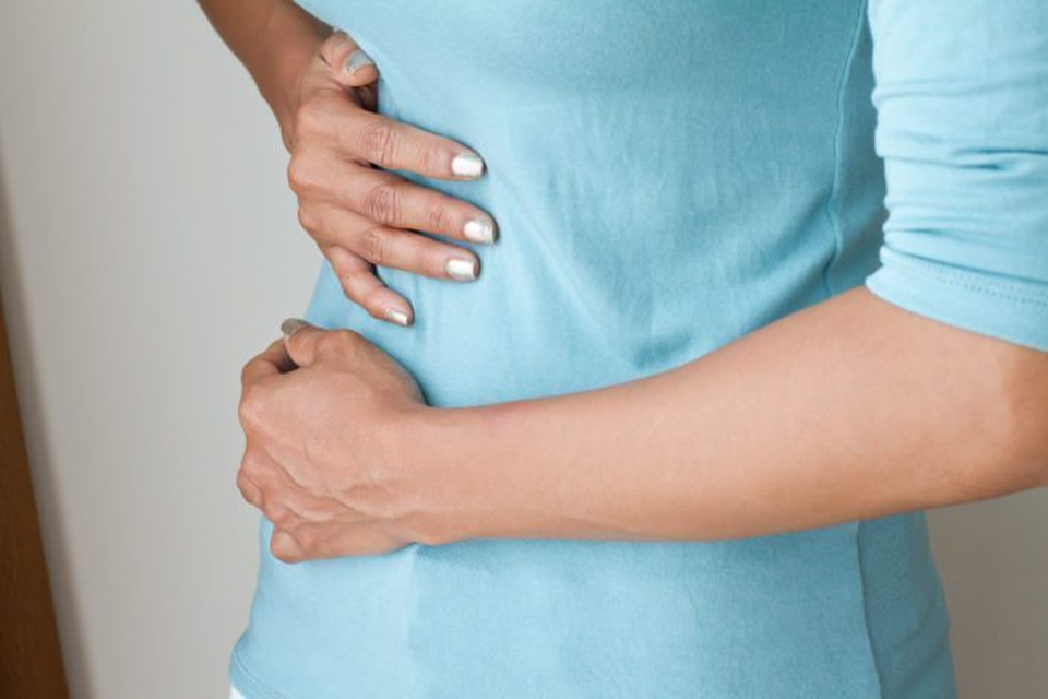 Làm gì để cắt cơn đau do sỏi túi mật tức thì và lâu dài - 1 Làm gì để cắt cơn đau do sỏi túi mật tức thì và lâu dài - 1