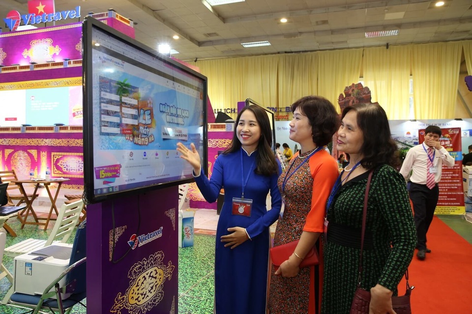 Hàng ngàn tour kích cầu, giảm cực sâu mở đầu mùa du lịch hè - 1 Hàng ngàn tour kích cầu, giảm cực sâu mở đầu mùa du lịch hè - 1