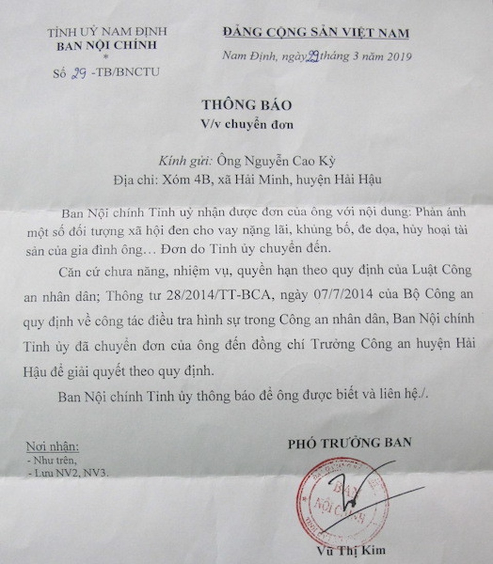 Nhóm côn đồ dùng mưa bom xăng đốt nhà dân giữa đêm liệu có thoát thân? - 1 Nhóm côn đồ dùng mưa bom xăng đốt nhà dân giữa đêm liệu có thoát thân? - 1