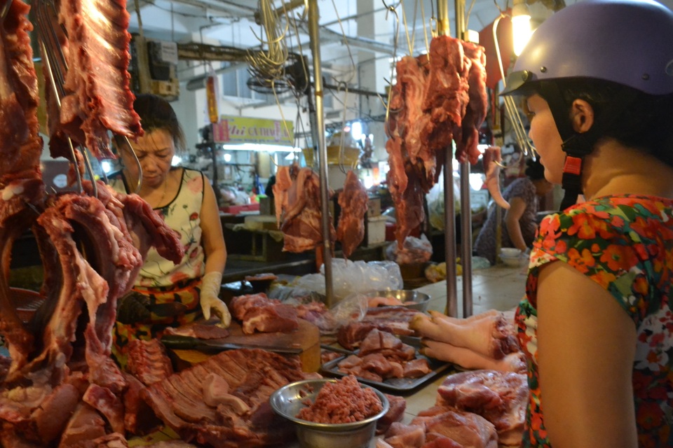 Do lo ngại dịch bệnh ASF nên lượng tiêu thụ heo tại Đồng Nai giảm mạnh.