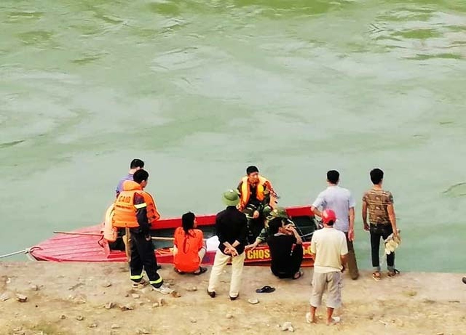 Tìm kiếm cô gái nhắn mẹ “đến nhận xác con về” - 2 Tìm kiếm cô gái nhắn mẹ “đến nhận xác con về” - 2