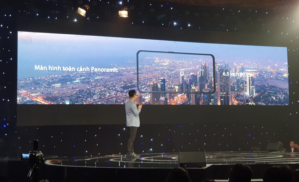 Oppo F11 Pro chính thức ra mắt, giá 8,5 triệu đồng - 2 Oppo F11 Pro chính thức ra mắt, giá 8,5 triệu đồng - 2