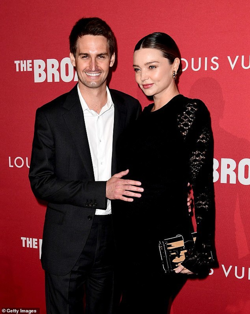 Miranda Kerr mang thai lần 2 với chồng trẻ tỷ phú - 5 Miranda Kerr mang thai lần 2 với chồng trẻ tỷ phú - 5