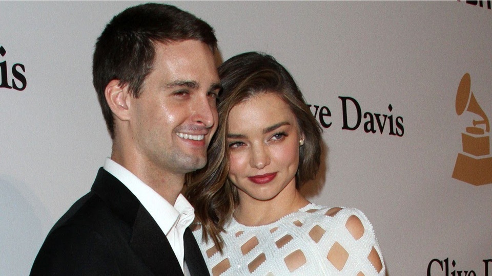 Miranda Kerr mang thai lần 2 với chồng trẻ tỷ phú - 2 Miranda Kerr mang thai lần 2 với chồng trẻ tỷ phú - 2