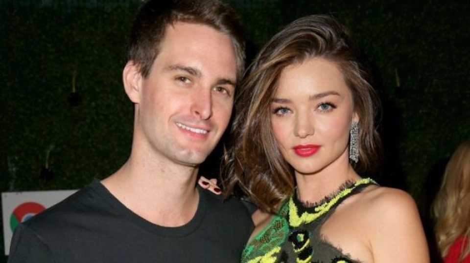 Miranda Kerr mang thai lần 2 với chồng trẻ tỷ phú - 3 Miranda Kerr mang thai lần 2 với chồng trẻ tỷ phú - 3
