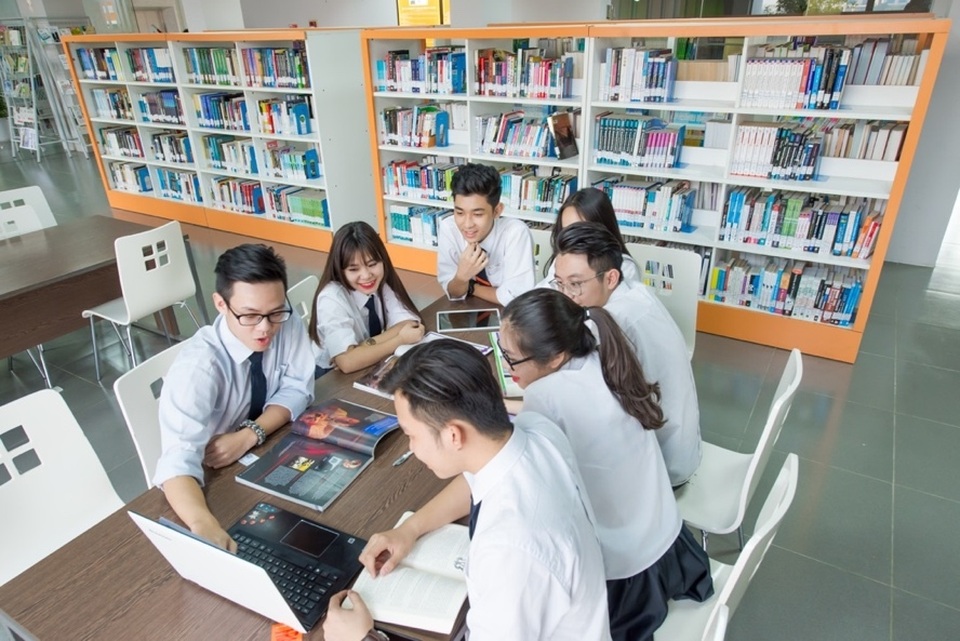 Làn sóng di cư giáo dục ngày càng trẻ hóa, 15 tuổi đã “dịch chuyển” - 1 Làn sóng di cư giáo dục ngày càng trẻ hóa, 15 tuổi đã “dịch chuyển” - 1