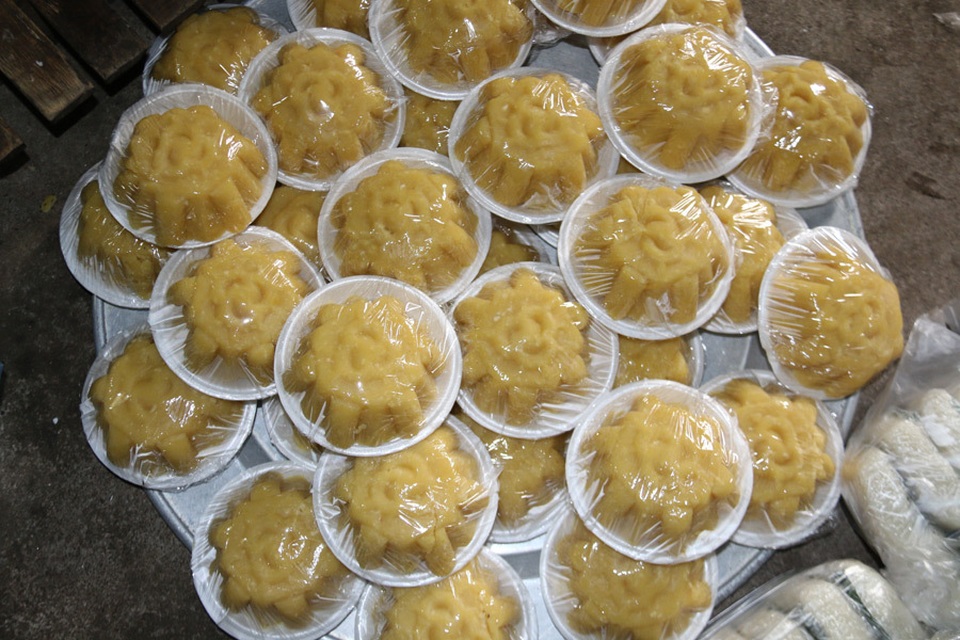 Ngôi làng đặc biệt: Nửa đêm rầm rập làm cơm 'rải' khắp Hà Nội - 5 Ngôi làng đặc biệt: Nửa đêm rầm rập làm cơm 'rải' khắp Hà Nội