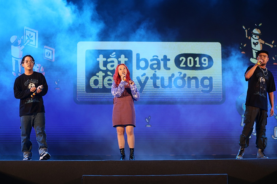 tat_den_bat_y_tuong_(9)..jpg tat_den_bat_y_tuong_(9)..jpg