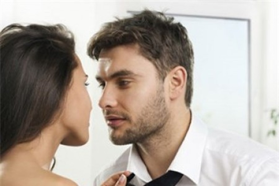 4 mẫu đàn ông dễ ngoại tình - 1