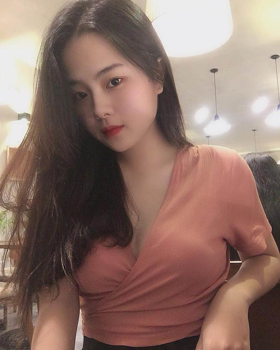 Nữ sinh xứ Huế với góc nghiêng đẹp xuất thần xao xuyến bao trái tim - 2 Nữ sinh xứ Huế với góc nghiêng đẹp xuất thần xao xuyến bao trái tim - 2