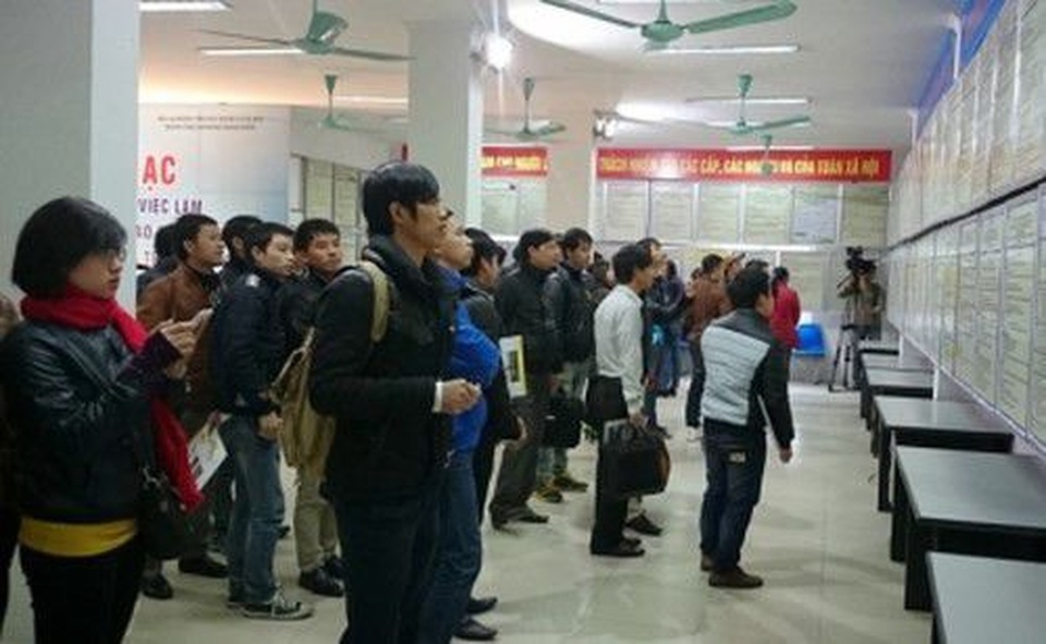 Phiên GDVL sáng 21/3: Gần 1.000 chỉ tiêu việc làm cho lao động hồi hương - 2 Phiên GDVL sáng 21/3: Gần 1.000 chỉ tiêu việc làm cho lao động hồi hương - 2