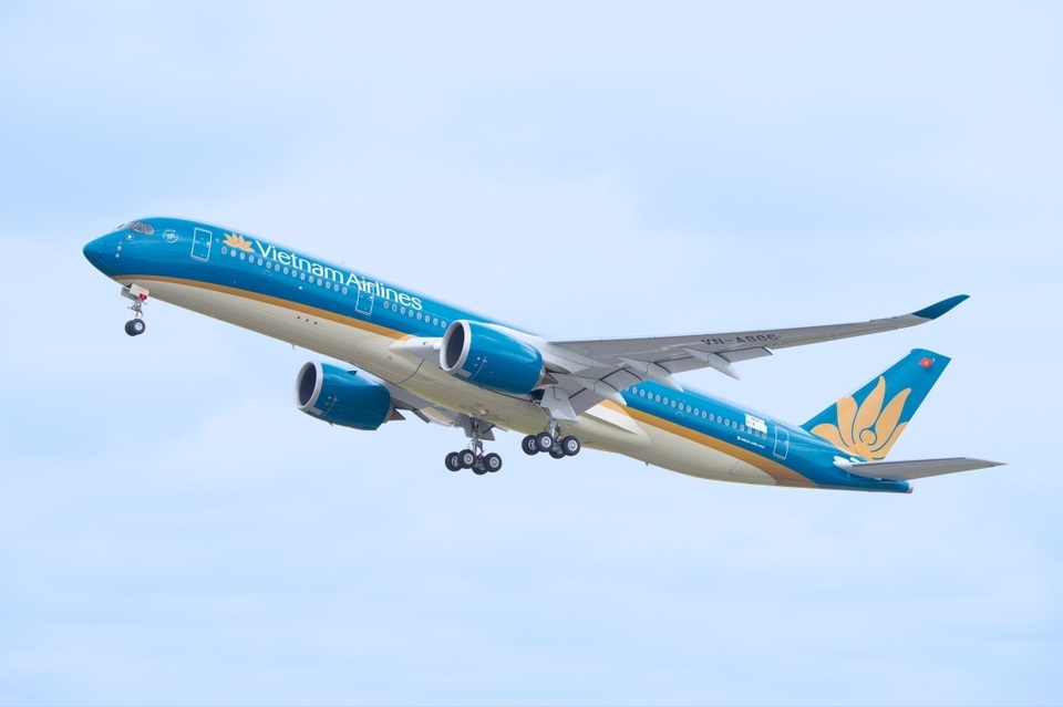 Việt Nam sở hữu trọn bộ “siêu máy bay” A350 hiện đại nhất thế giới - 1 Việt Nam sở hữu trọn bộ “siêu máy bay” A350 hiện đại nhất thế giới - 1