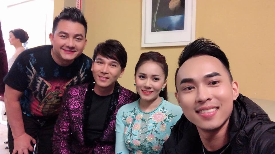 Nghệ sĩ Anh Vũ yêu cầu được trang điểm thật đẹp trong lần diễn cuối cùng - 1 Nghệ sĩ Anh Vũ yêu cầu được trang điểm thật đẹp trong lần diễn cuối cùng - 1